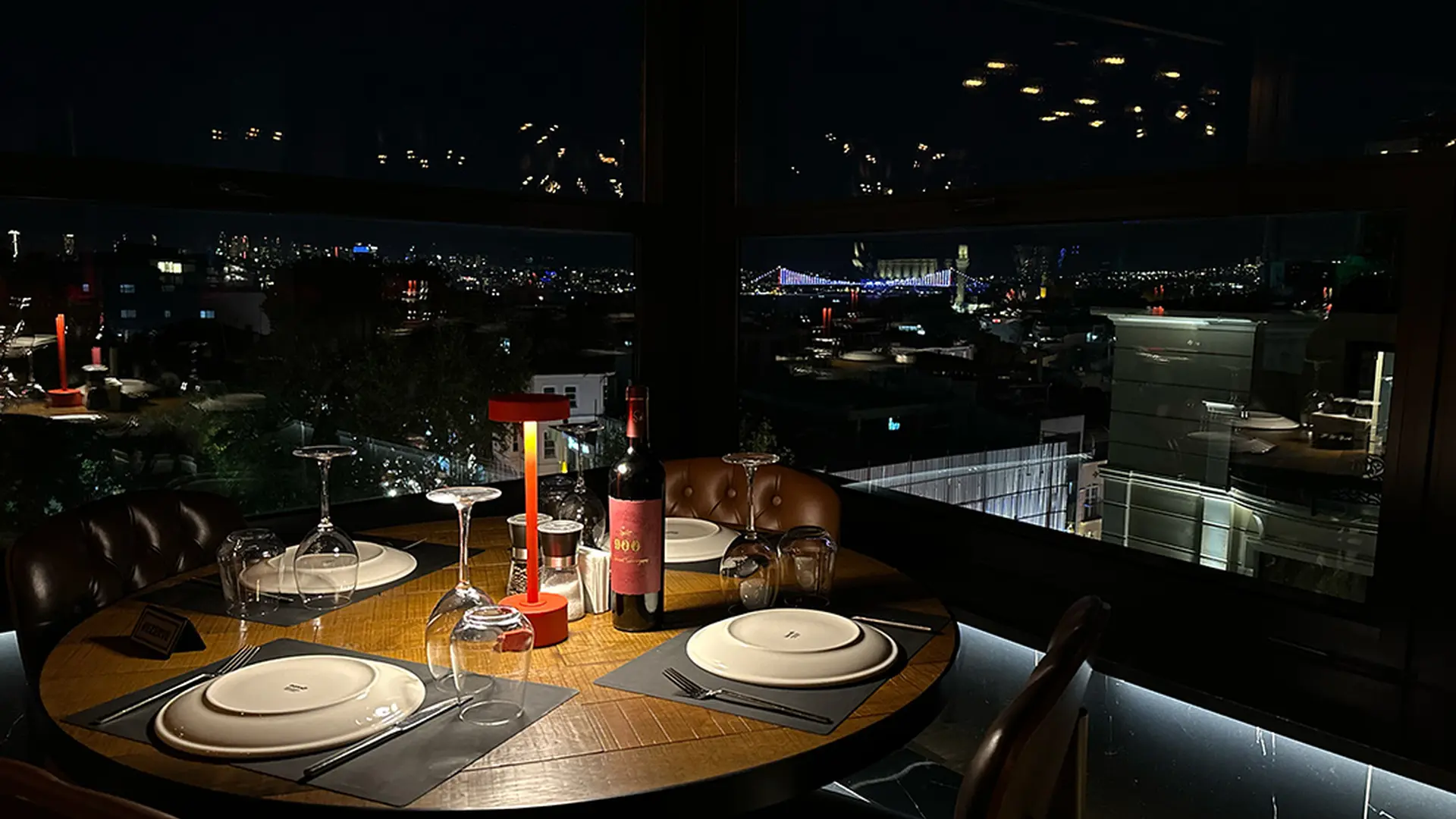Loti Roof Lounge — заведение