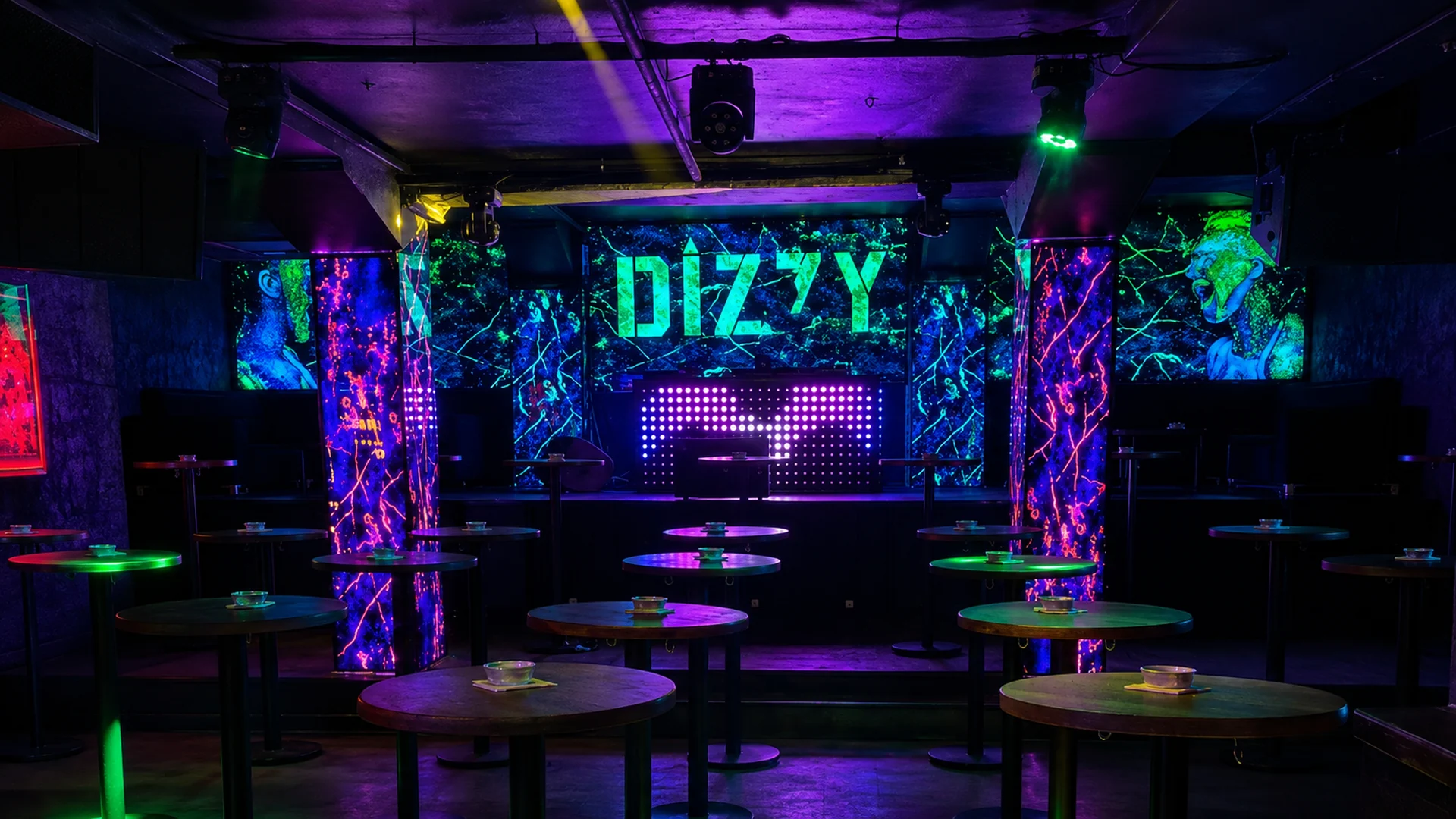 Dizzy Kadıköy mekânı