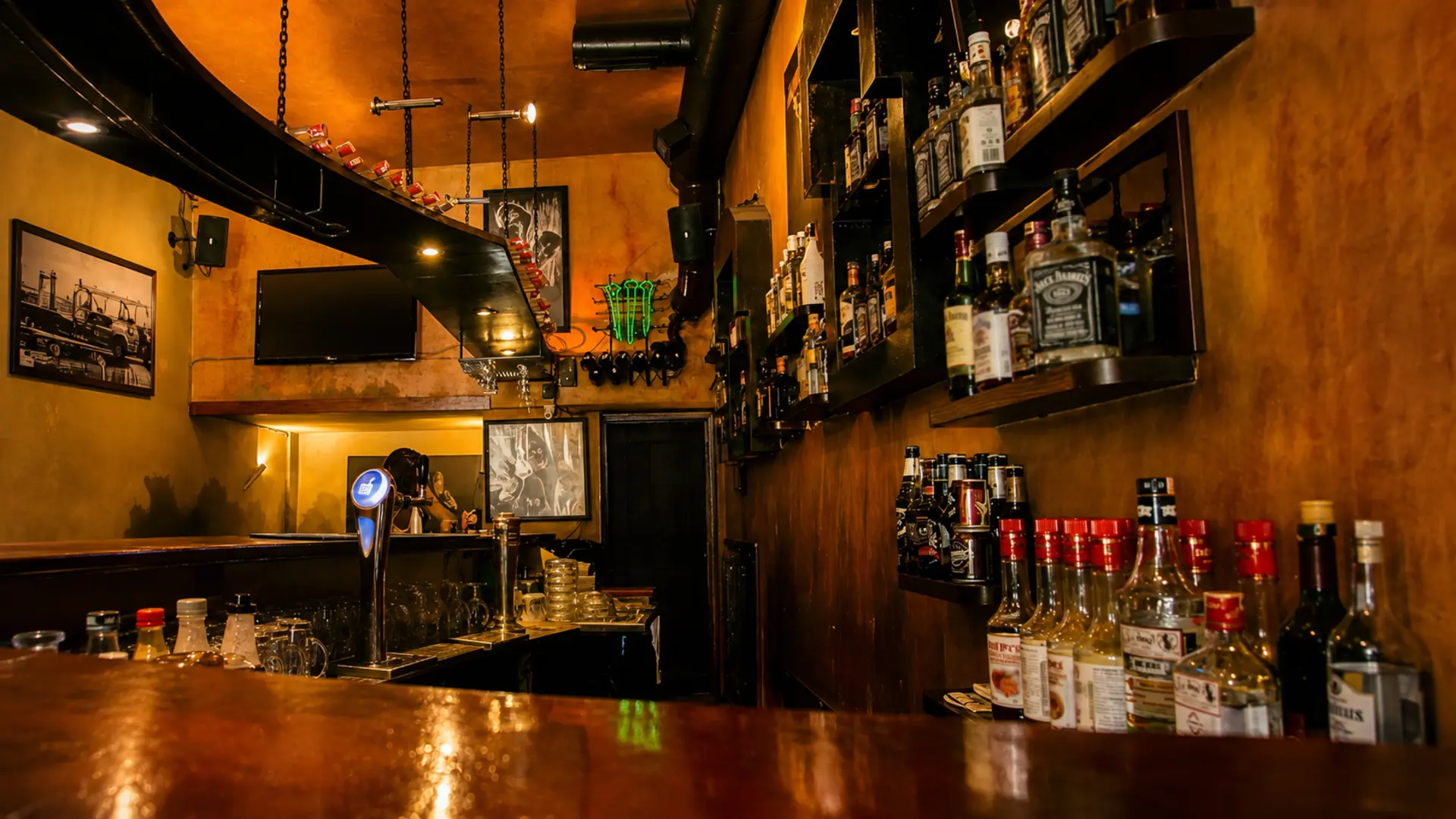 Zincir Bar venue