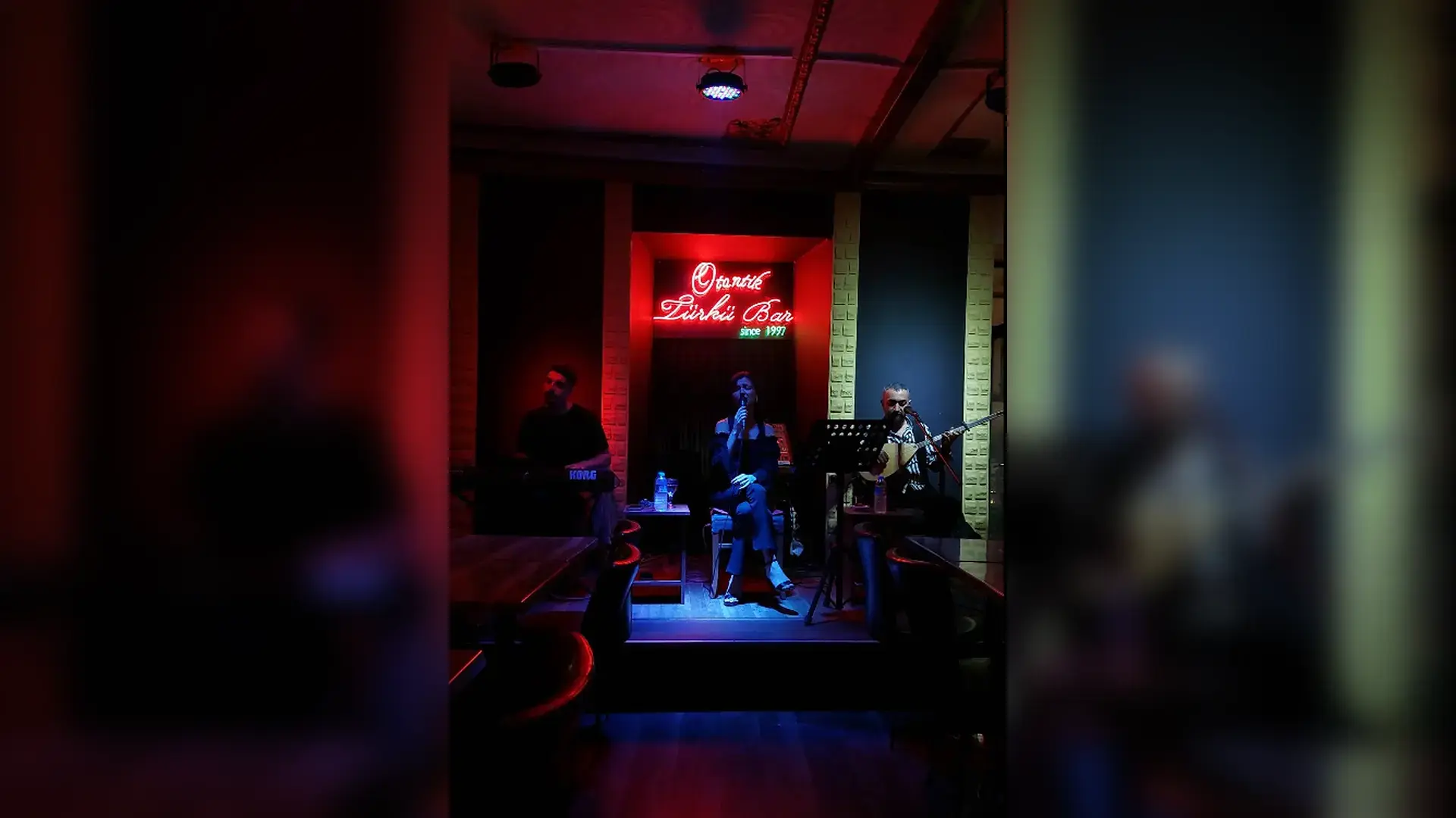 Beyoğlu Otantik Türkü Bar venue