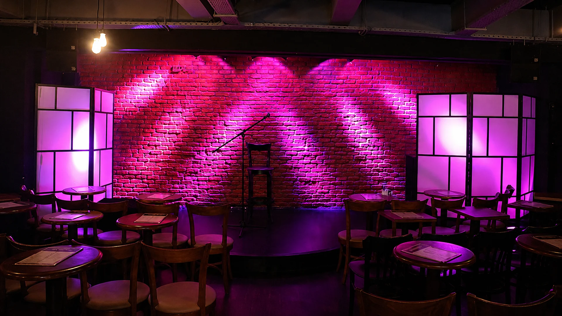 BKM Mutfak Comedy Club mekânı