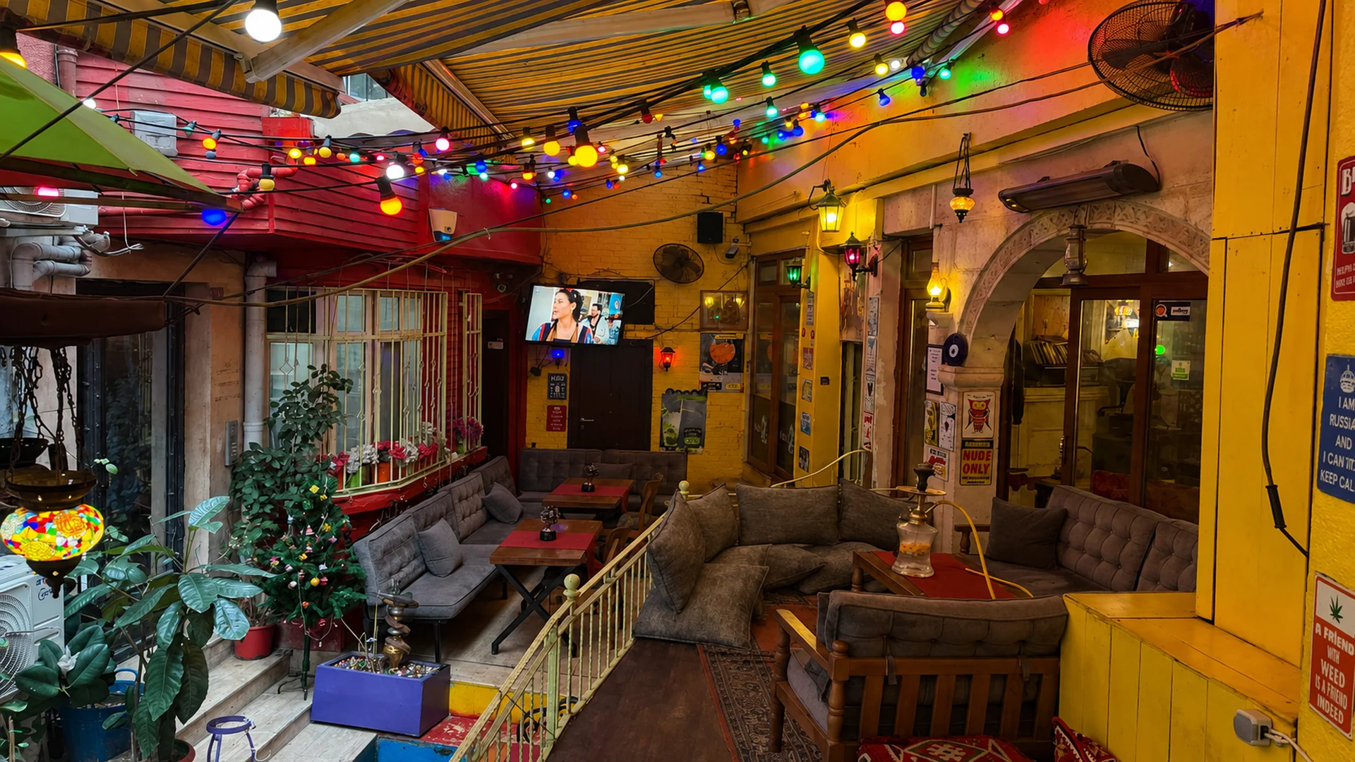 Harab’be Cafe & Hookah Lounge — заведение