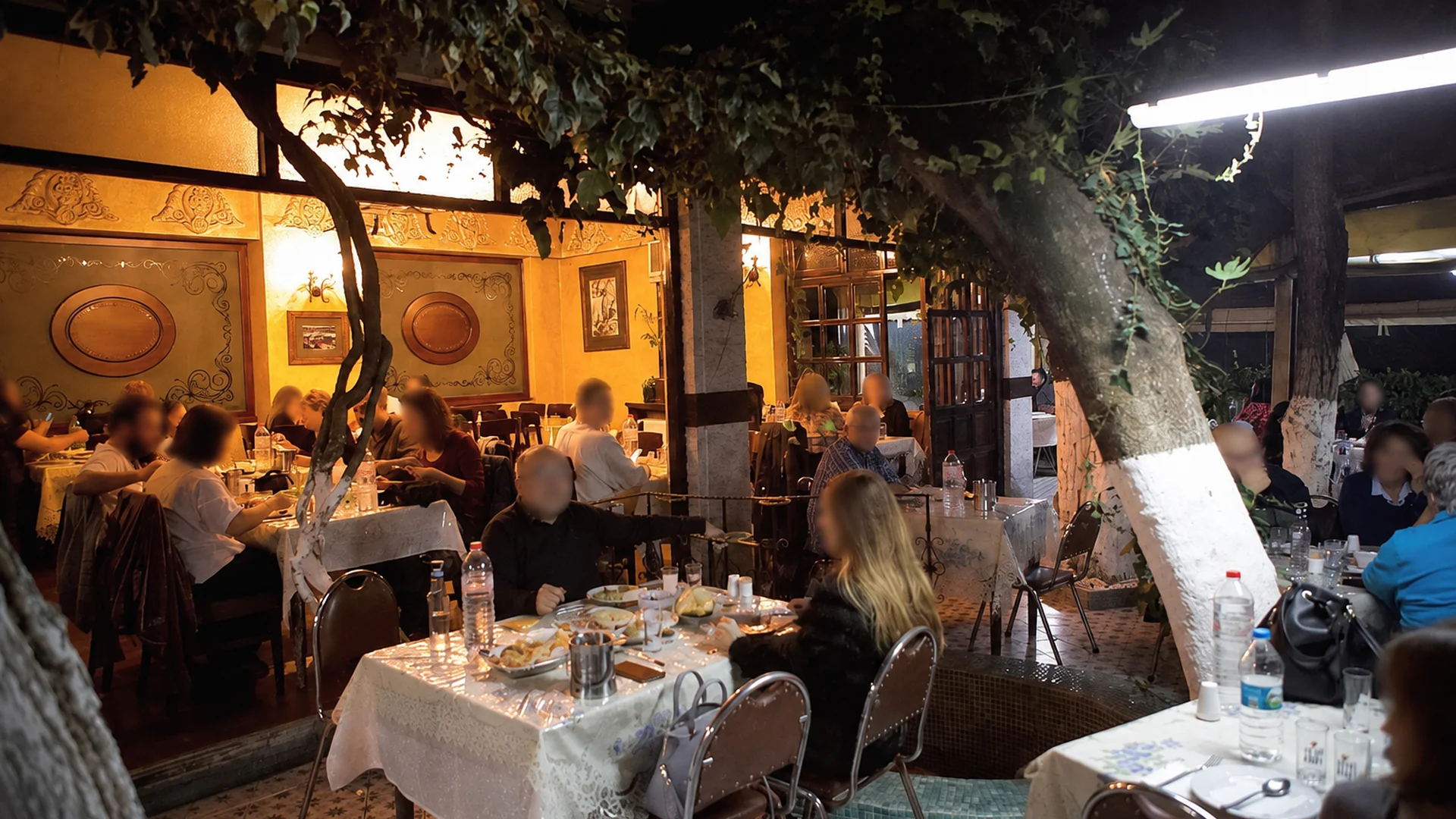 Madam Despina venue